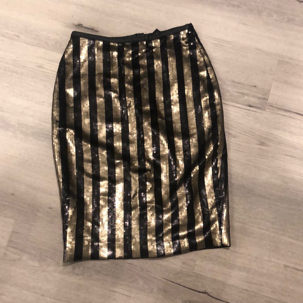 Black /gold sequin skirt/ never worn